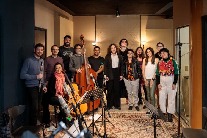 Coletivo Sonoras lança álbum ‘Opus 4 For Vibraphone, Double Bass, Cello, Oboe And Clarinet’