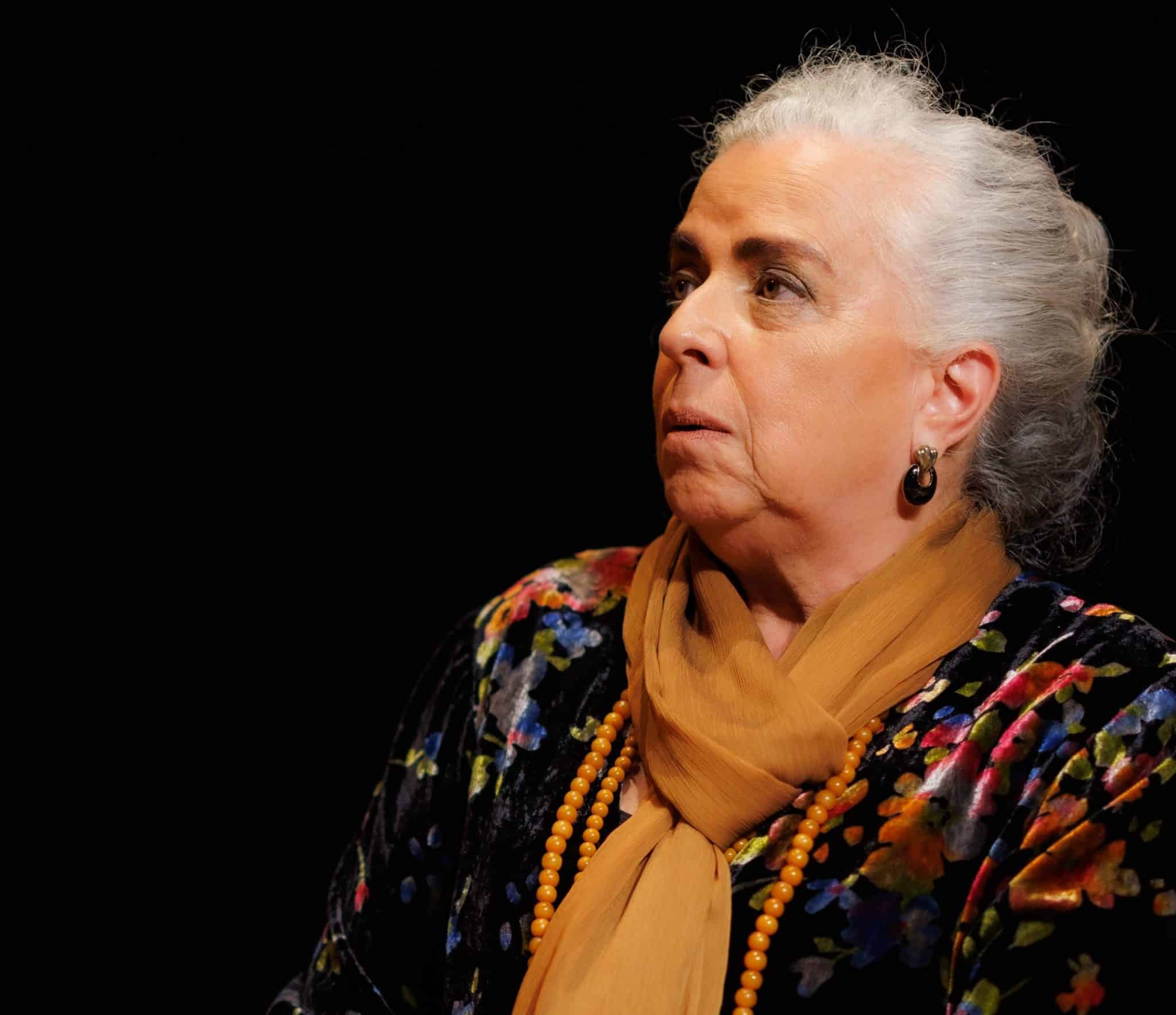 Guida Vianna e Silvia Buarque no espetáculo 'A Menina Escorrendo Dos Olhos da Mãe', em curta temporada na CAIXA Cultural revistaprosaversoearte.com - Guida Vianna e Silvia Buarque no espetáculo 'A Menina Escorrendo Dos Olhos da Mãe', em curta temporada na CAIXA Cultural