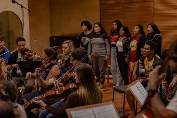 Coral Indígena Amba Wera e Orquestra ALMAI lança álbum ‘Yy Jojou – Encontro das Águas’