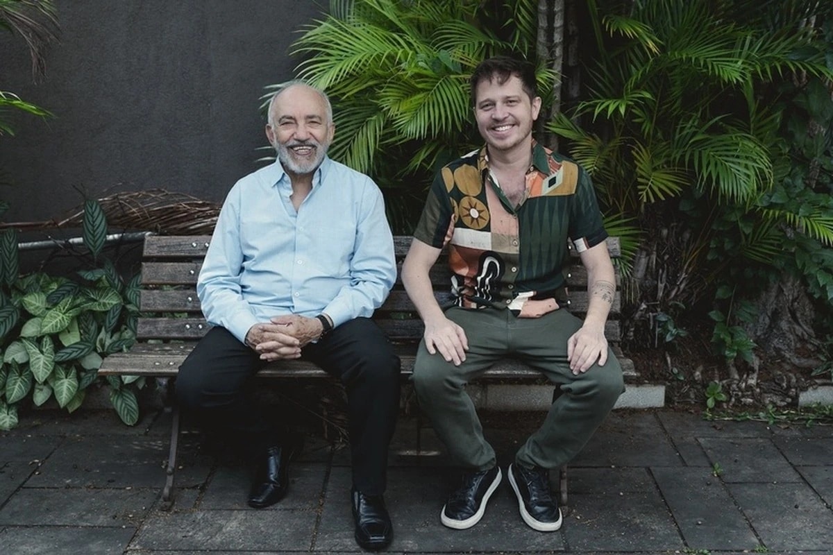 revistaprosaversoearte.com - Amilton Godoy e Gabriel Grossi lan&ccedil;am &aacute;lbum 'Os Filhos de Villa'