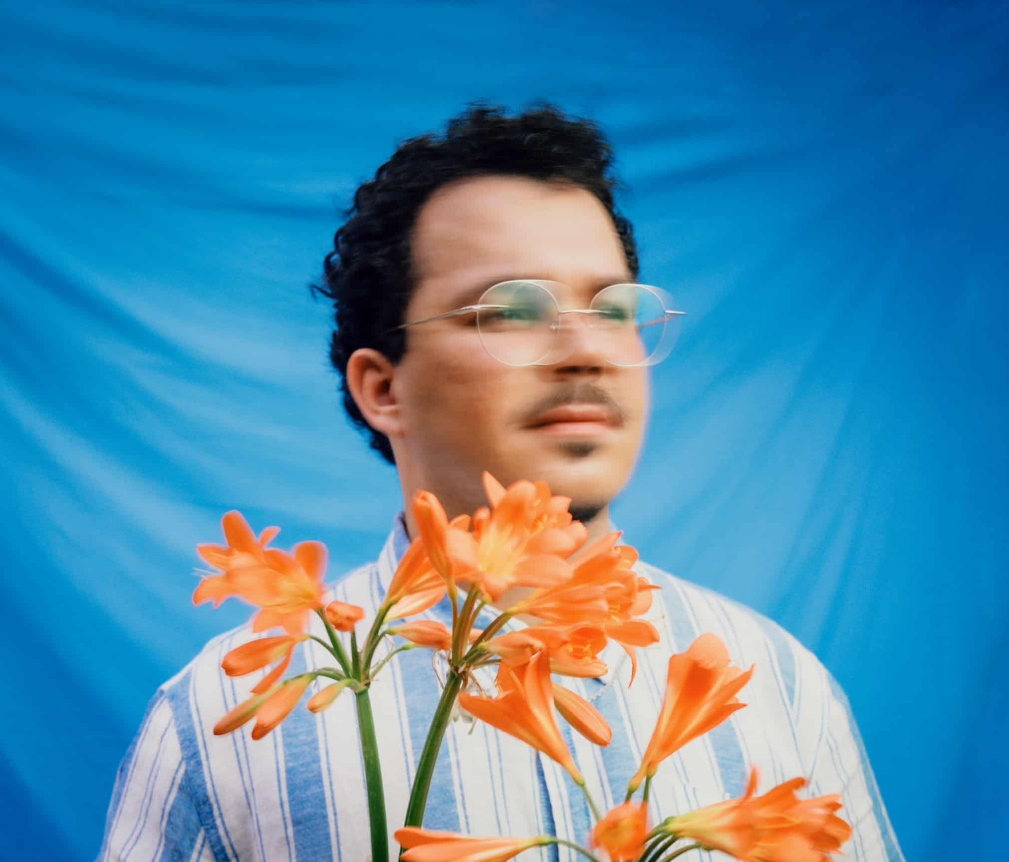 revistaprosaversoearte.com - Giuliano Eriston lan&ccedil;a o single 'Teia'