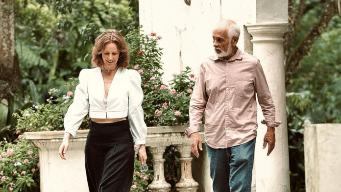 Ilana Volcov e Cristovão Bastos levam o lirismo de ‘Acariciando’ para os palcos de Paris