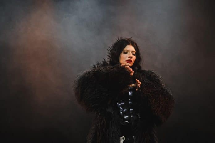 Espetáculo ‘King Kong Fran’ retorna ao Teatro Riachuelo Rio para apresentação única
