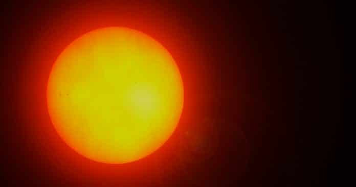 Gás carbônico é transformado em energia limpa com o uso de luz solar