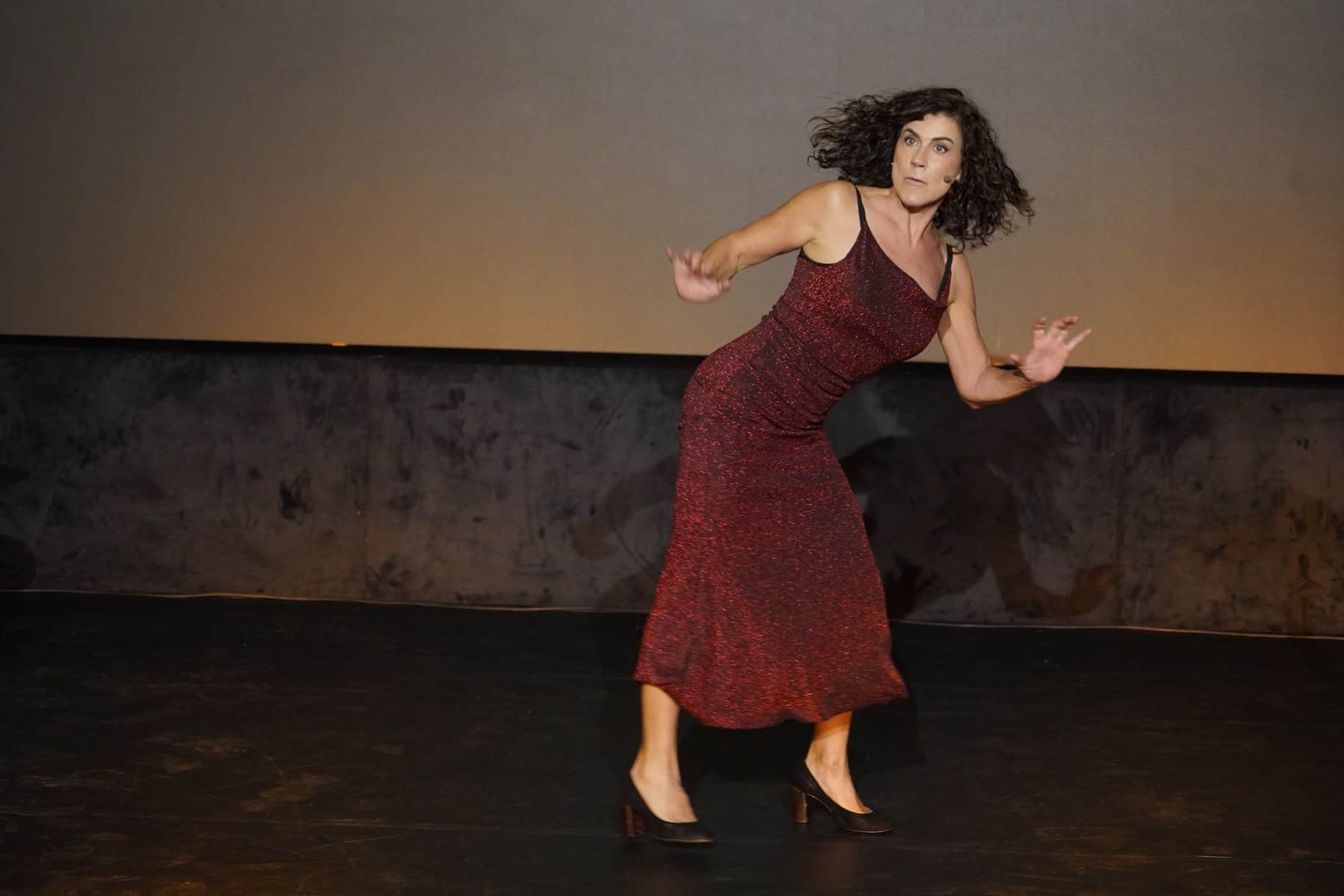 revistaprosaversoearte.com - Angela Dippe volta em cartaz com 'Da Puberdade &agrave; Menopausa'