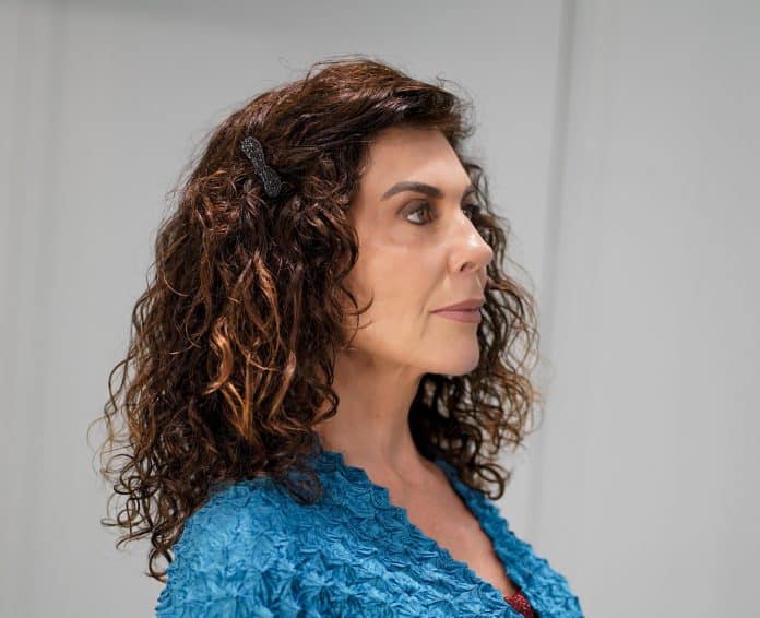 Angela Dippe volta em cartaz com ‘Da Puberdade à Menopausa’