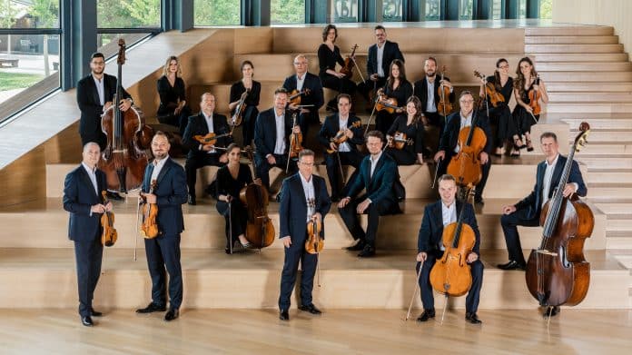 Abertura da temporada 2026 da Série O Globo/Dellarte reúne Franz Liszt Chamber Orchestra e Pablo Barragán no Theatro Municipal do Rio de Janeiro