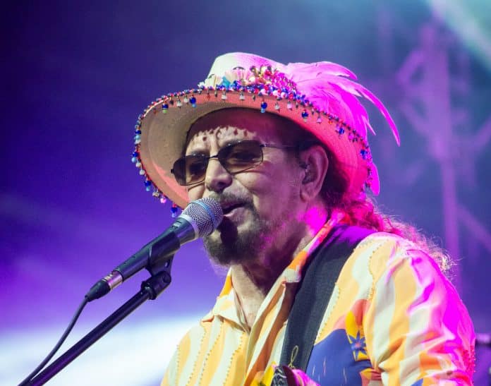 Oitentação: Geraldo Azevedo celebra trajetória em novo Álbum ao Vivo