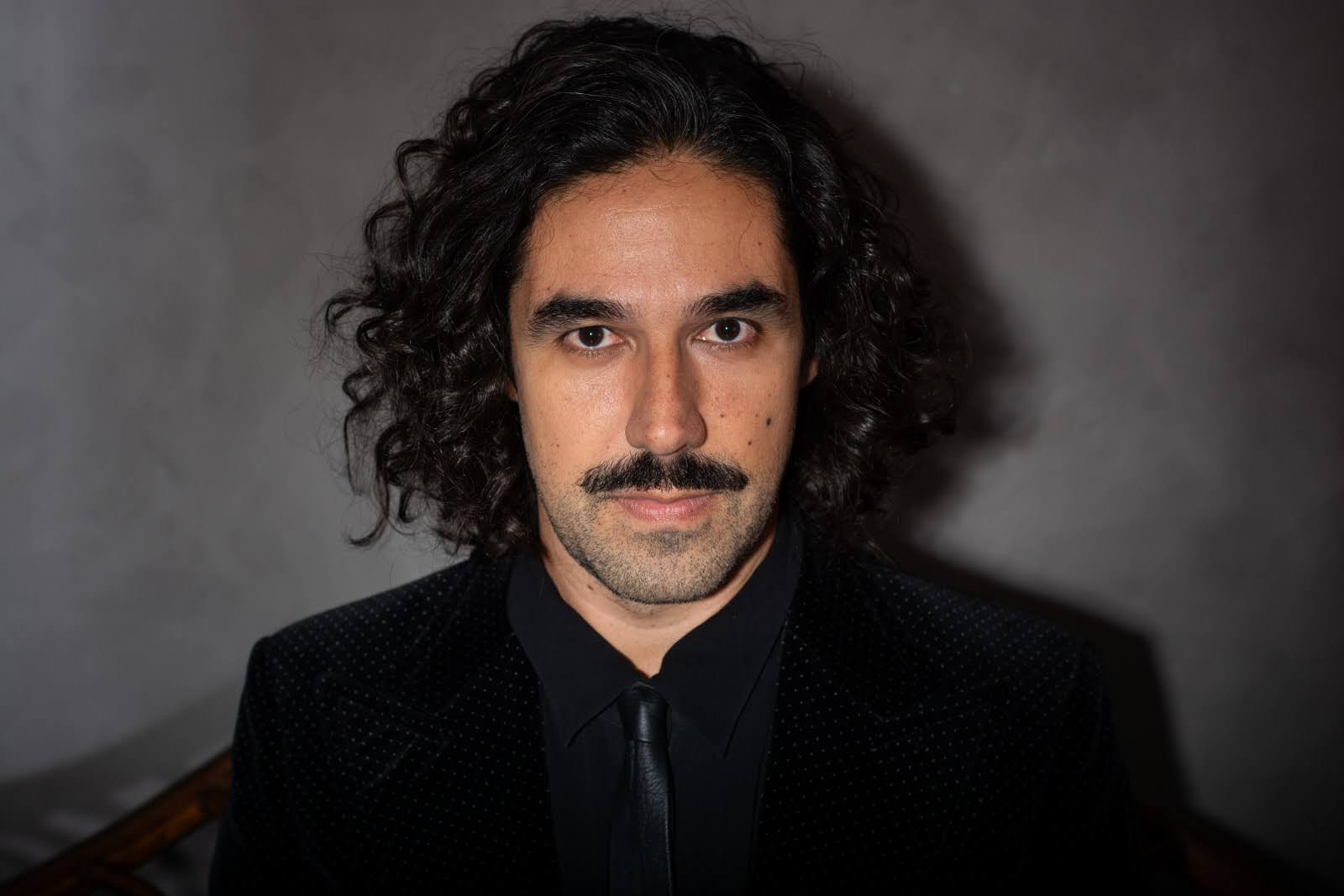 revistaprosaversoearte.com - Marcos Braccini lan&ccedil;a &aacute;lbum 'Nas Mar&eacute;s'