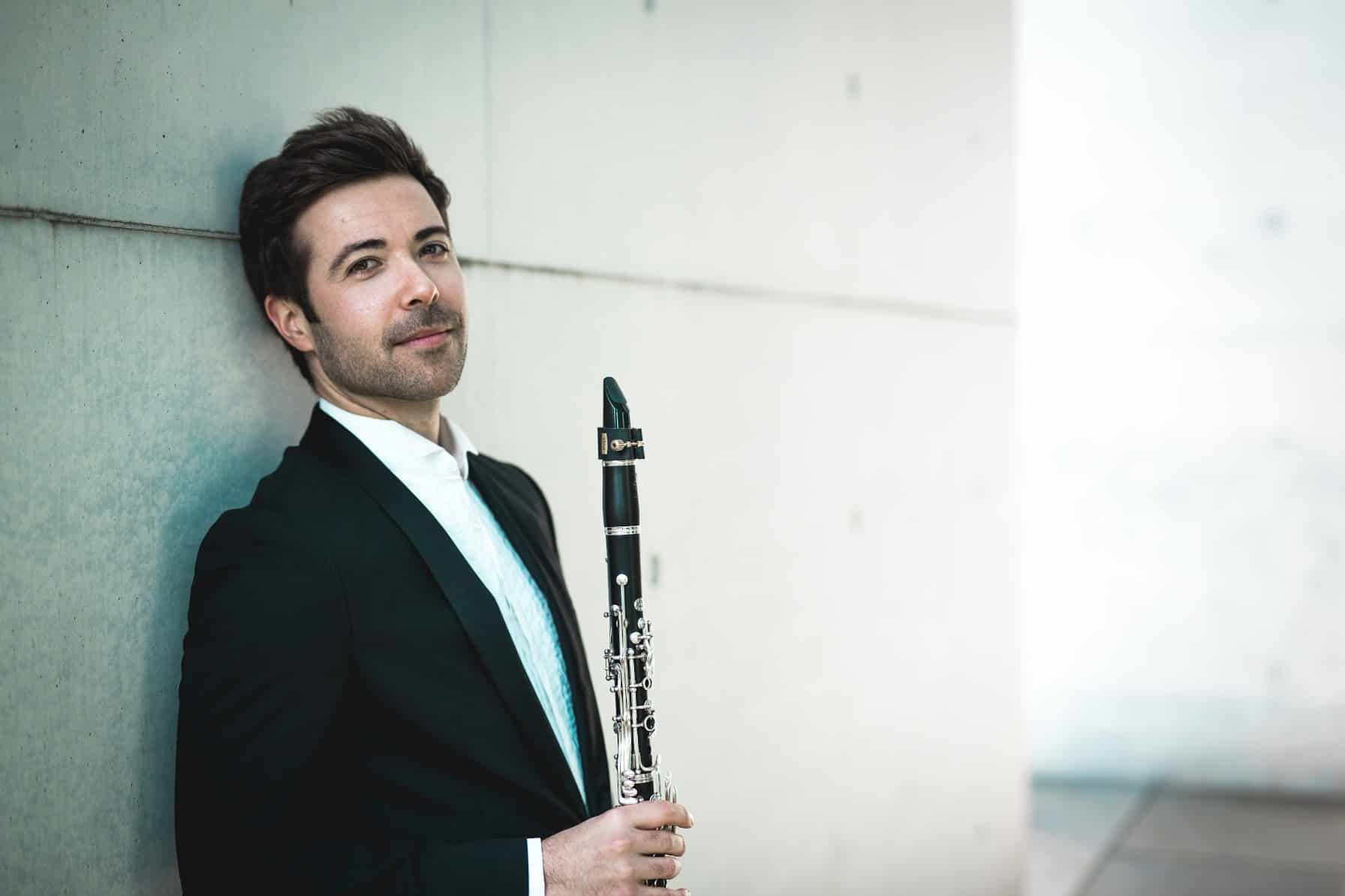 revistaprosaversoearte.com - Abertura da temporada 2026 da S&eacute;rie O Globo/Dellarte re&uacute;ne Franz Liszt Chamber Orchestra e Pablo Barrag&aacute;n no Theatro Municipal do Rio de Janeiro