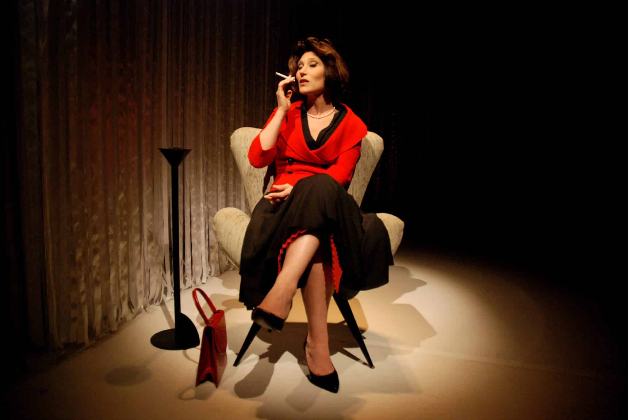 revistaprosaversoearte.com - Beth Goulart, em 'Simplesmente eu, Clarice Lispector', retorna a SP ap&oacute;s 16 anos