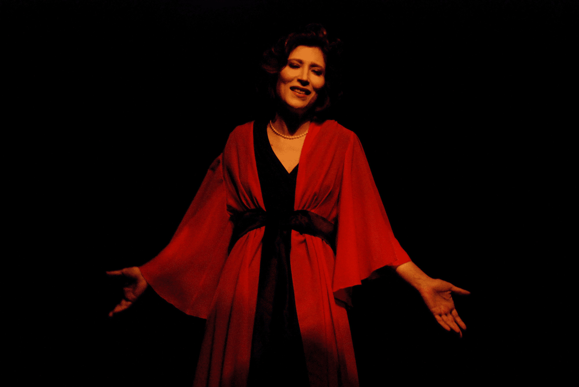 revistaprosaversoearte.com - Temporada prorrogada | Beth Goulart, em Simplesmente eu, Clarice Lispector, no Teatro Moise Safra