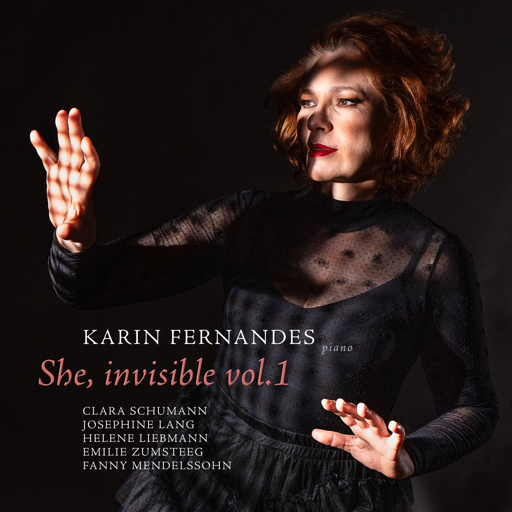 revistaprosaversoearte.com - Karin Fernandes lan&ccedil;a &aacute;lbum 'She, Invisible - vol. 1', pelo selo Azul Music