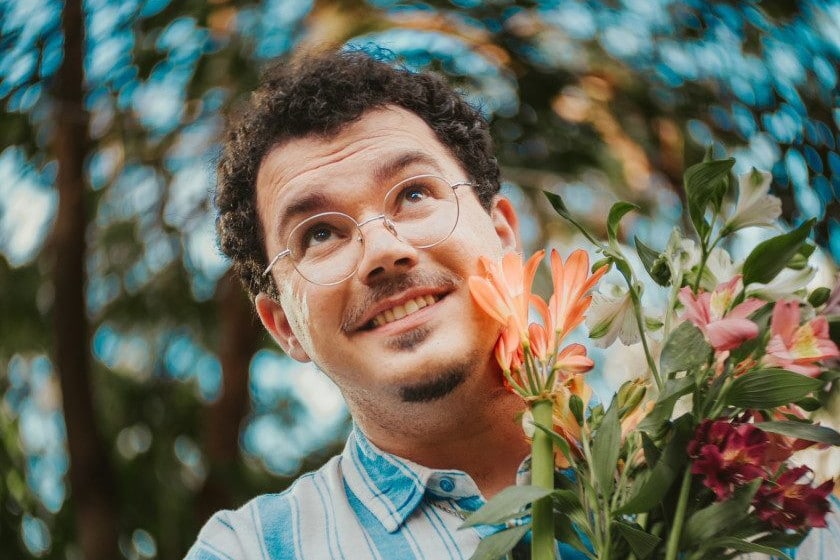 revistaprosaversoearte.com - Giuliano Eriston lan&ccedil;a &aacute;lbum 'Politonia', pelo selo Indie Records