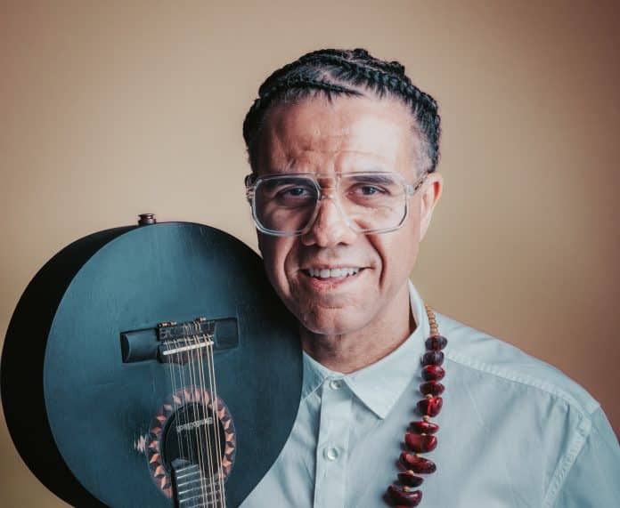 Hamilton de Holanda Trio lança álbum ‘Nova’, um manifesto de virtuosismo e conexão global