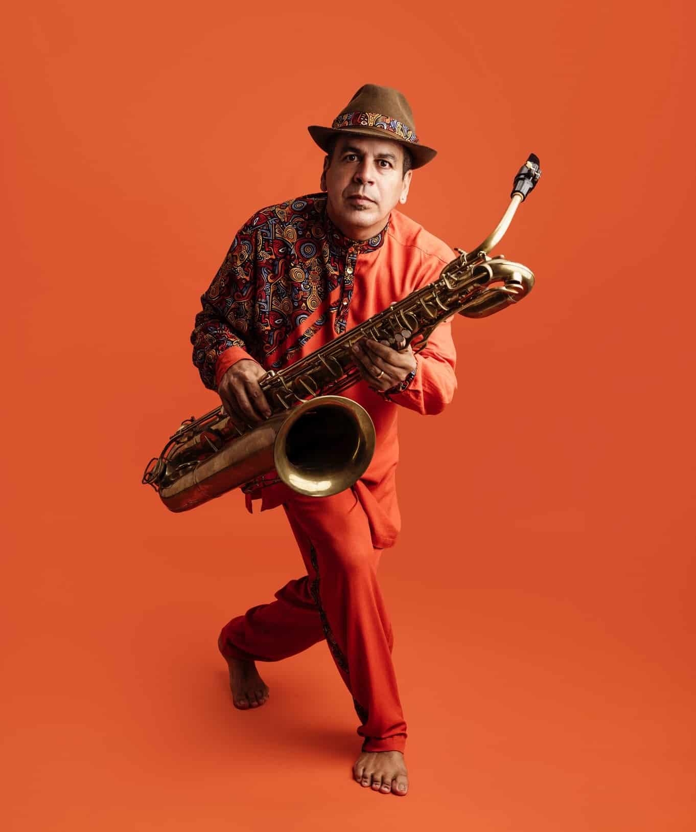 Ícone do frevo, Spok lança álbum 'Raízes' revistaprosaversoearte.com - Ícone do frevo, Spok lança álbum 'Raízes'