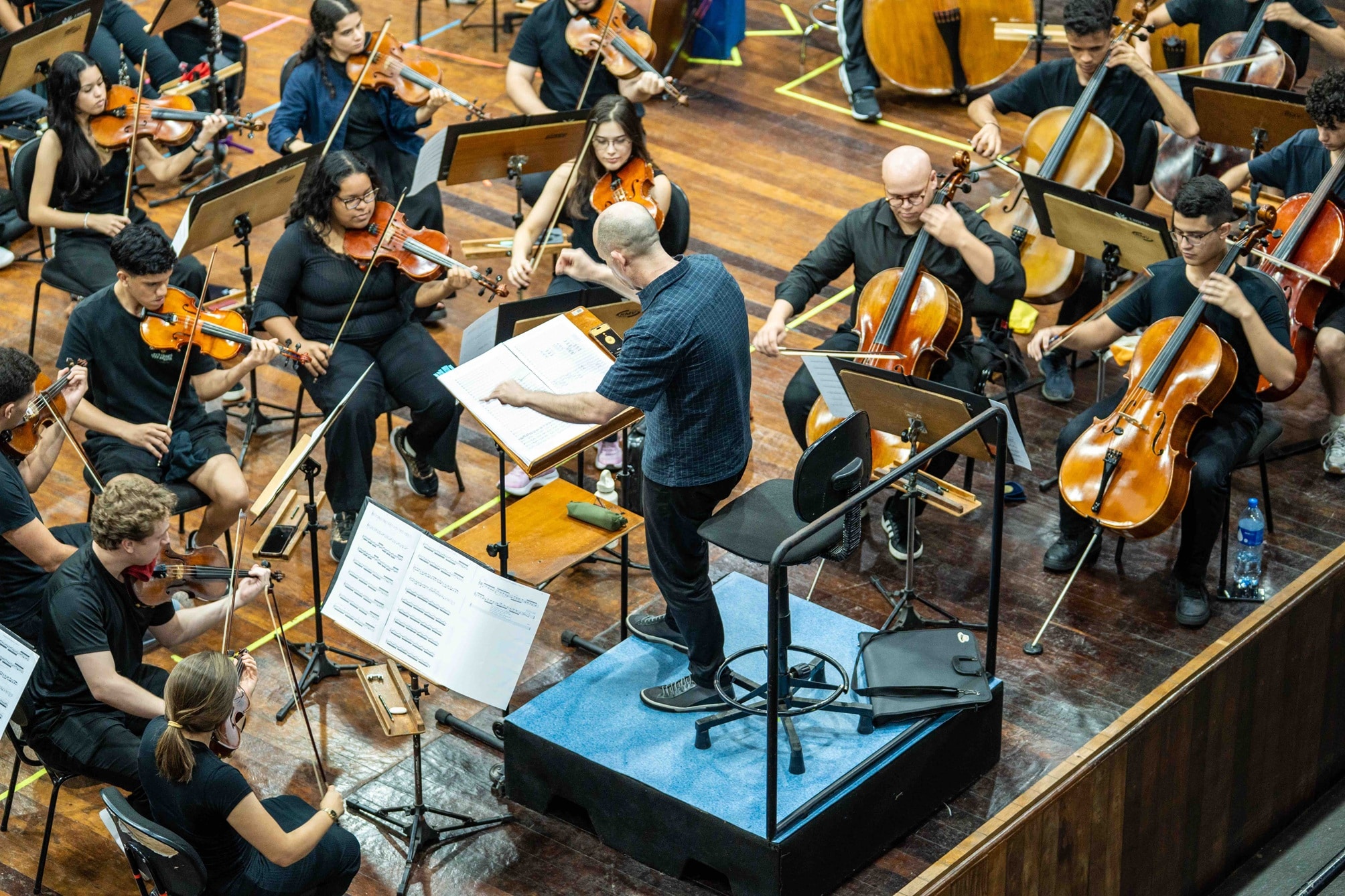 revistaprosaversoearte.com - Orquestra Jovem Tom Jobim lan&ccedil;a &aacute;lbum 'Sinfonia em Quadrinhos', Obra in&eacute;dita de Hermeto Pascoal