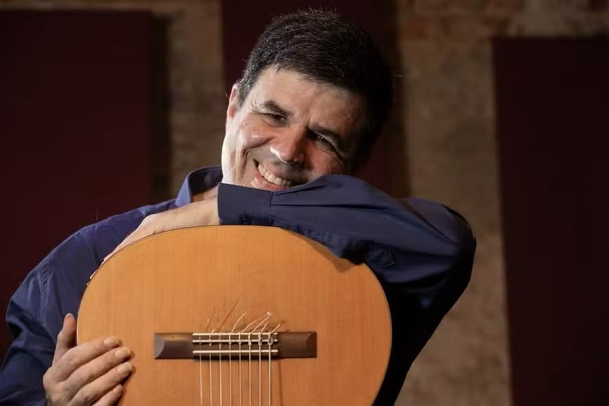 revistaprosaversoearte.com - Violonista Paulo Arag&atilde;o se apresenta no projeto Ter&ccedil;as no Ipanema