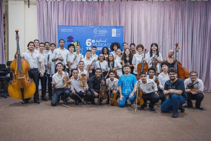 Academia Juvenil da Orquestra Petrobras Sinfônica apresenta Concerto de Inverno gratuito no Salão Leopoldo Miguez