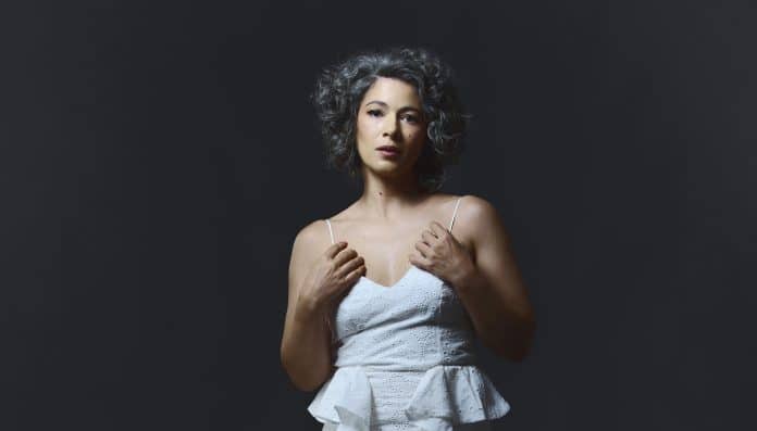 Lílian Menezes encerra circulação em homenagem aos 80 anos de Elis Regina no Centro Cultural São Paulo