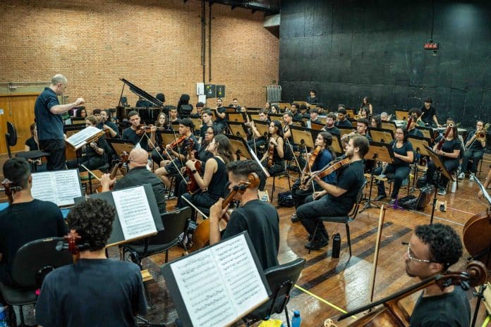 Sinfonia em Quadrinhos — obra sinfônica ganha estreia histórica no Theatro São Pedro com o apoio de Natura Musical