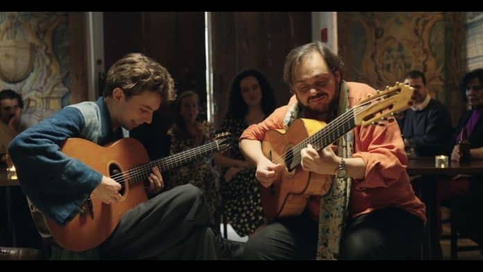 Yamandu Costa e Antoine Boyer unem Brasil e França no álbum ‘Estrada Longa’