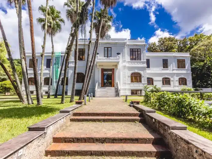 Museu do Jardim Botânico promove roda de conversa sobre Guimarães Rosa, literatura e o Cerrado brasileiro