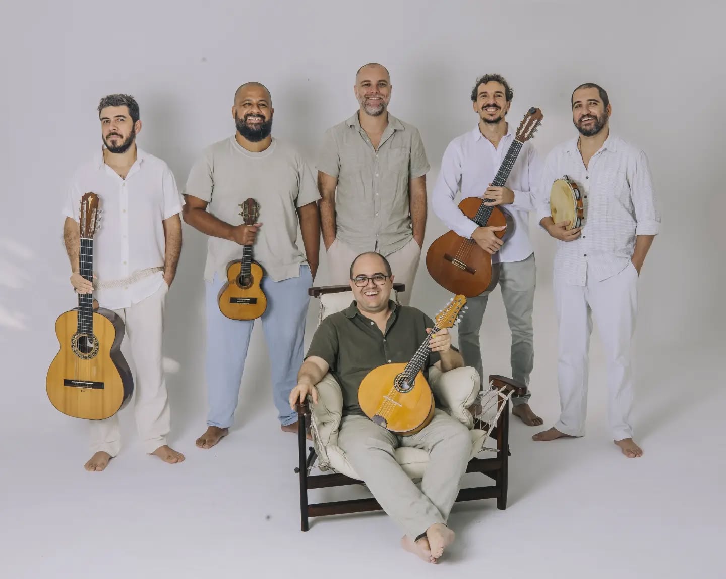 revistaprosaversoearte.com - Casa do Choro | Luis Barcelos, um dos mais destacados bandolinistas de sua gera&ccedil;&atilde;o, lan&ccedil;a seu terceiro &aacute;lbum solo, 'Choros, afetos'