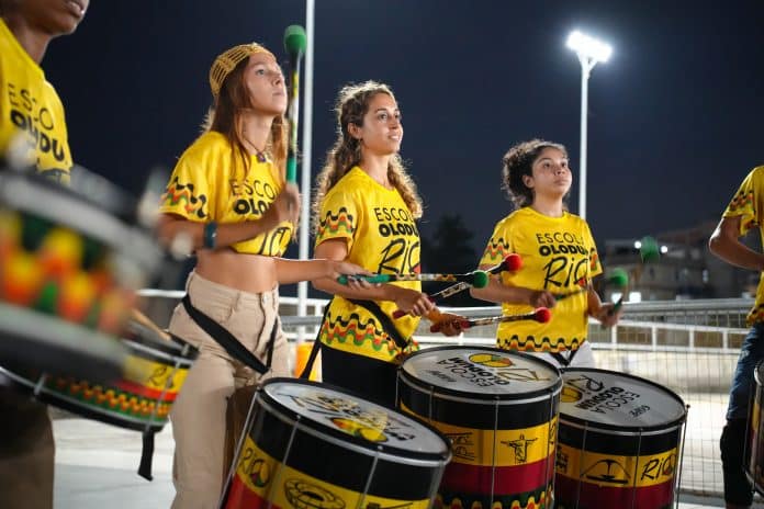 Escola Olodum Rio comemora aniversário na Pequena África
