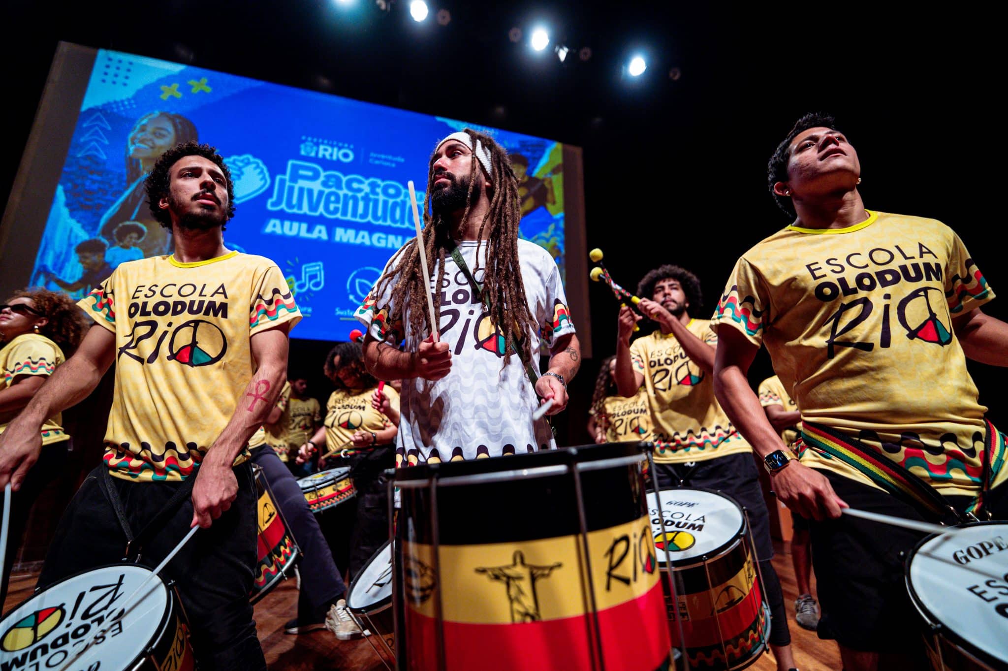 Escola Olodum Rio comemora aniversário na Pequena África revistaprosaversoearte.com - Escola Olodum Rio comemora aniversário na Pequena África