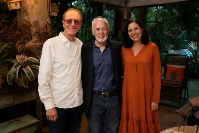 Mins Música lança ‘Um Realejo’, single que reúne Rildo Hora, Márcia Tauil e Cristovão Bastos