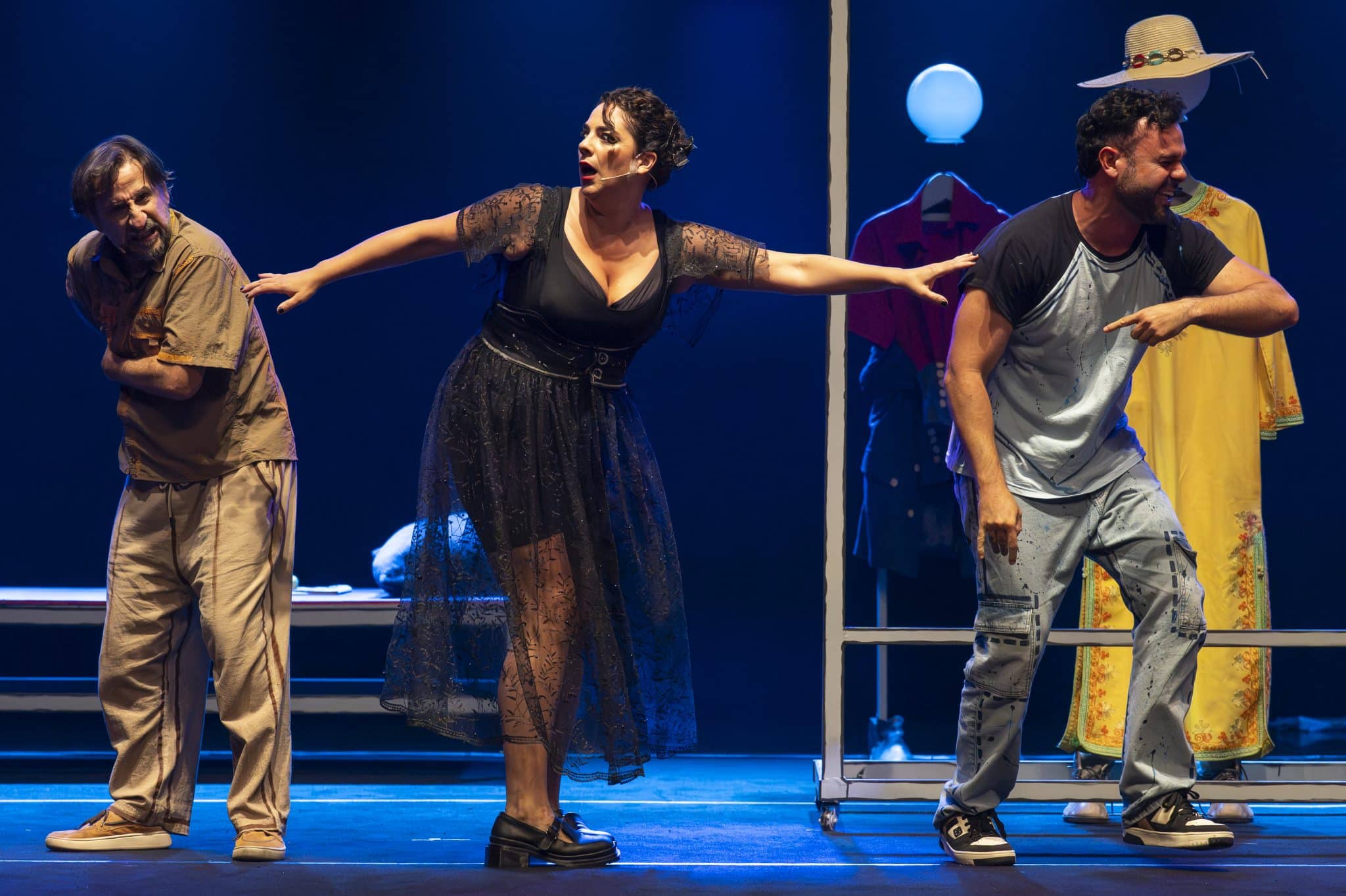 Espetáculo 'Felicidade' retorna em curta temporada no Teatro Itália revistaprosaversoearte.com - Espetáculo 'Felicidade' retorna em curta temporada no Teatro Itália