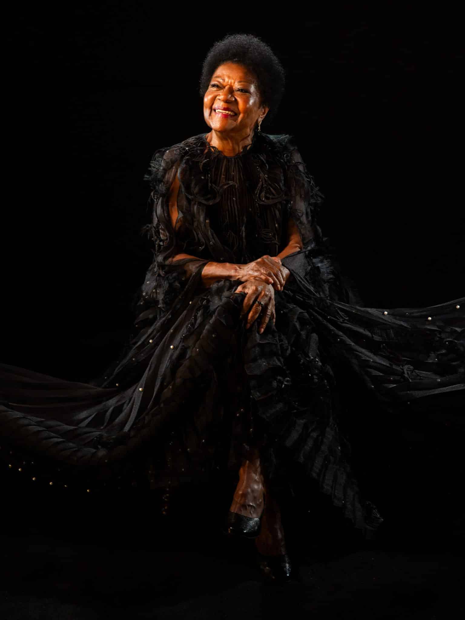 revistaprosaversoearte.com - Ala&iacute;de Costa homenageia Dalva de Oliveira em show no Instituto &Ccedil;ar&ecirc;