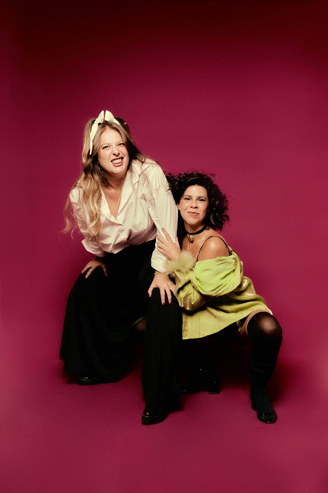 revistaprosaversoearte.com - Alice Caymmi e Nina da Costa Reis estreiam videocast "Arru&iacute;ne-se Comigo"