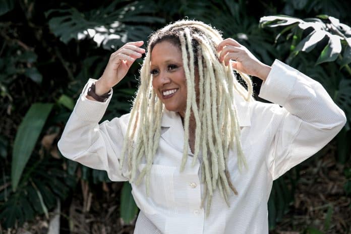 Marina Iris lança single que antecede projeto em homenagem ao compositor Wilson Moreira