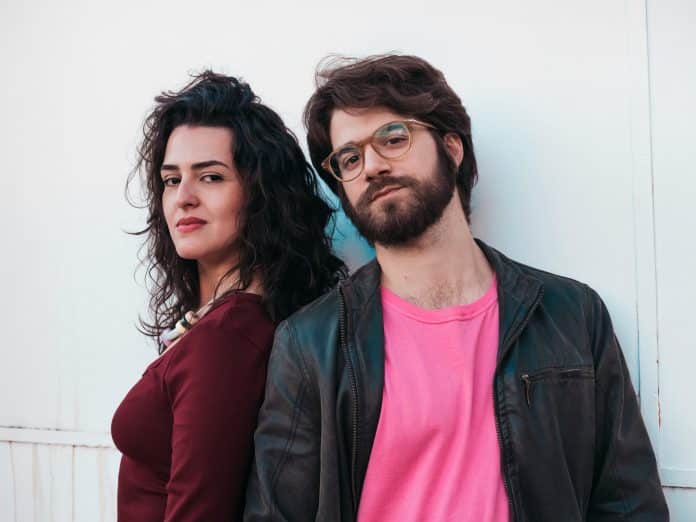 Duo Azú: Luíza Abe e Rodrigo Zanettini lançam álbum ‘Aonde Vamos Daqui’
