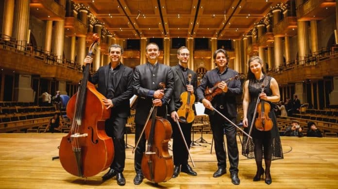 Série Dellarte Concertos Internacionais apresenta o quinteto Wiener Kammersymphonie no Teatro B32
