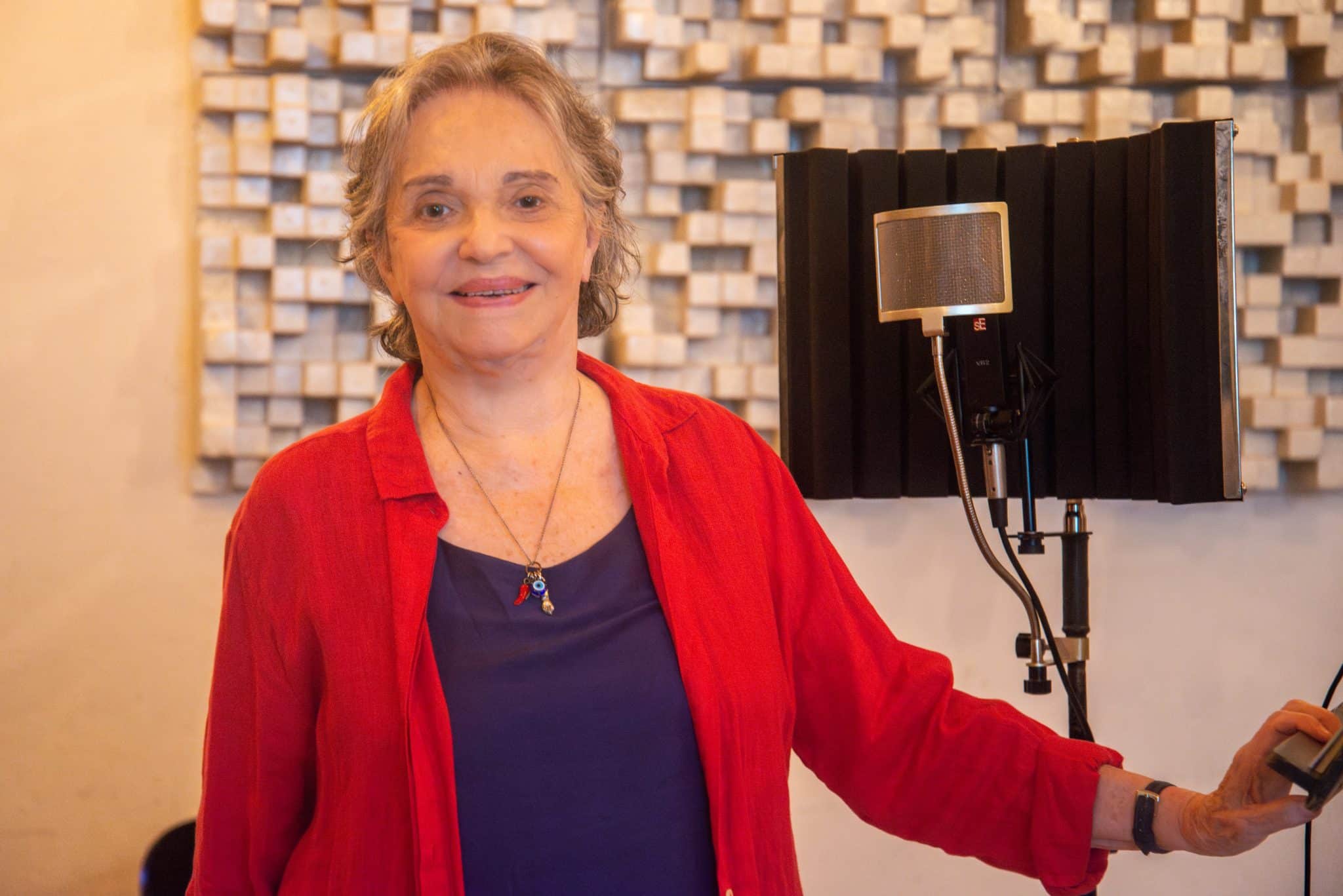 revistaprosaversoearte.com - Lucilia Jabor lan&ccedil;a &aacute;lbum 'Eu Sou Assim ... Entre Sambas, Bossas e Choros'